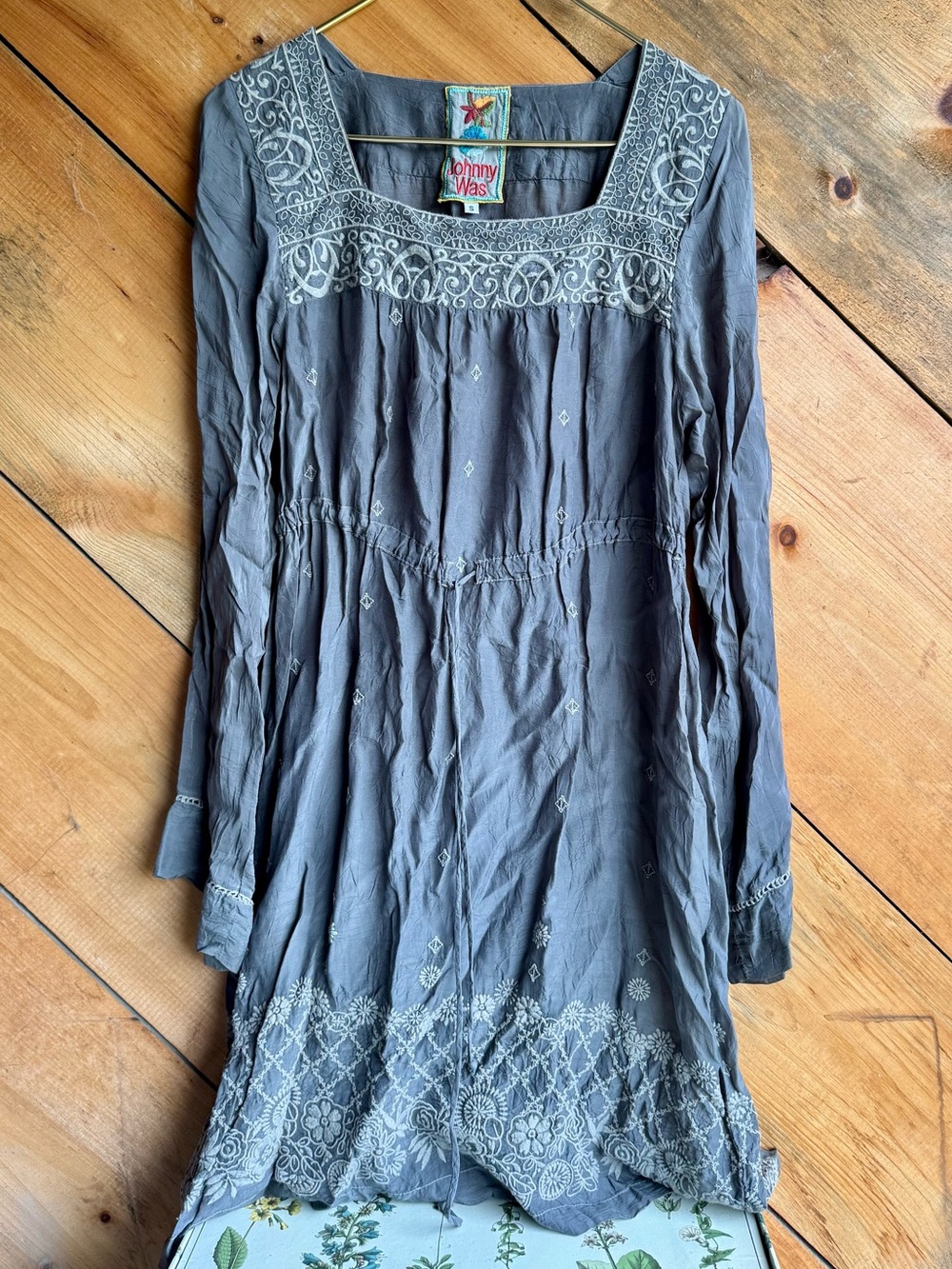 Johnny Was Slate Gray Embroidered Long-Sleeve Tunic Dress